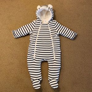 Baby Gap Striped Bunting - EUC